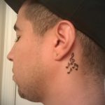 bilješke o tetovažama na vratu - fotografija gotove tetovaže s 02082016 3174 tatufoto.ru