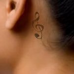 bilješke o tetovaži na vratu - fotografija gotove tetovaže s 02082016 5176 tatufoto.ru