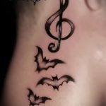 bilješka tatouage sur son cou - une photo du tatouage fini 02082016 1005 tatufoto.ru