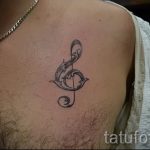 note de tatouage et de clé de sol - une photo du tatouage fini sur 02082016 1008 tatufoto.ru