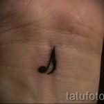 Tätowierung stellt fest an seinem Handgelenk - ein Foto des fertigen Tätowierung 02082016 2039 tatufoto.ru