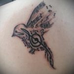 Noto tetovaže i violina - ein Fotografija gnojiva Tätowierung auf 02082016 2068 tatufoto.ru