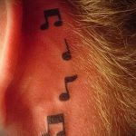 bilješke o tetovaži iza uha - fotografija gotove tetovaže s 02082016 7095 tatufoto.ru
