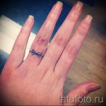 jegygyűrű tetoválás fotó - tetoválási lehetőségek jegygyűrű helyett 2111