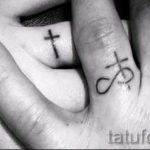 jegygyűrű -tetoválás fotó - lehetőségek a tetoválásra a jegygyűrű helyett 79