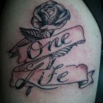 tetoválás egy élet szám 9 - a kép hűvös változata, amely sikeresen használható az egyik élet egy szerelem átalakítására és tetoválásként történő alkalmazására