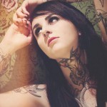 Szarvas Tetoválás Nyakon Lánynak