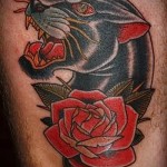 old school párduc tetoválás rózsákkal