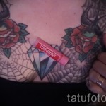 pókhálótetoválás a poitrinben 1