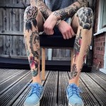 pókháló tetoválás az 1 lábán