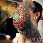 pókháló tetoválás a kezén 2