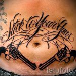 tetováló pisztolyok a gyomorban - fotó a kész tetoválásról 01092016 15201 tatufoto.ru