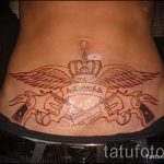 pisztoly tetoválás a hasán - egy fotó a kész tetoválásról 01092016 2029 tatufoto.ru