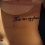 tetoválás a szegycsont alatt - példák a tetoválásokra az 16012016 fotókon 5