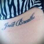 Felirat a mellkasi tetoválás alatt - példák a tetoválásokra az 16012016 fotókon 8