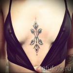 tetoválás a szegycsont alatt - példák a tetoválásokra az 16012016 fényképeken 8