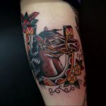 fényképes példa egy patkótetoválásra 2020.02.02. №355 -patkó tetoválás