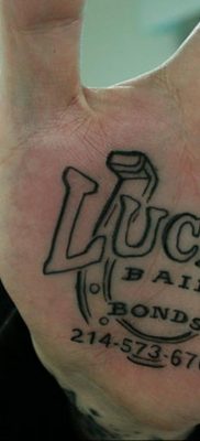 fotó példa egy patkótetoválásra 2020.02.02 №317 -patkó tetoválás-