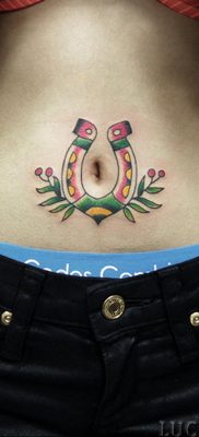 fotó példa egy patkó tetoválásra 2020.02.02. №303 -patkó tetoválás