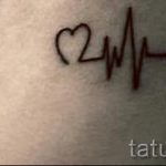 Puls mit einem Herz Tattoo - ein Beispiel für die fertigen Tätowierung 1