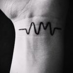 legyen pulzus a kézfotón - példa egy kész tetoválásra 4