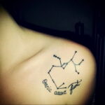 Fotó Nyilas váll tetoválásról 020.02.02 №0001 - Nyilas váll tetoválás -