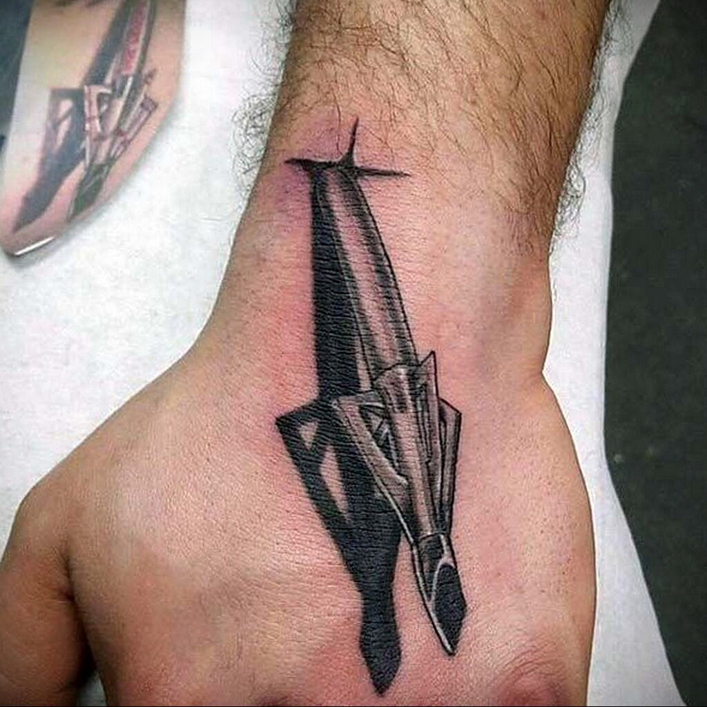 Fotó nyíl íjász tetoválásról 02/01/2021 №0009 - nyíl íjász tetoválás -