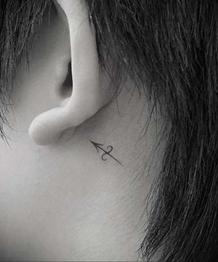 Fotó a Starets tetoválás példájáról 02.02.2021 №0181 - Nyilas tetoválás -