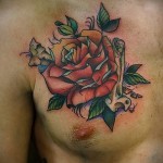 rózsa tetoválás a mellkason - fotó opció 15122015 № 7