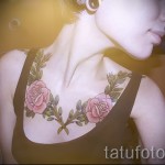 rózsa tetoválás a mellkason - fotó opció 15122015 № 9