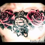 rózsa tetoválás a mellkason - fotó opció 15122015 № 16