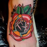 rózsás tetoválás a lábán - fotó opció 15122015 -ből 30