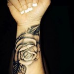 rózsás tetoválás a csuklón - fotóopció 15122015 -ből, 10. sz