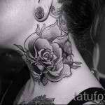 rózsa tetoválás a nyakon - fotó opció 15122015 № 5