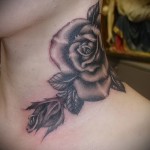 rózsa tetoválás a nyakon - fotó opció 15122015 № 7