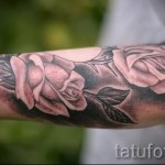 rózsa tetoválás a kezén - fotó opció 15122015 № 9