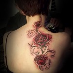 rózsás tetoválás a hátulján - fotó opció 15122015 № 3