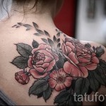 rózsás tetoválás a hátulján - fotó opció 15122015 № 13