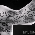 fekete -fehér rózsa tetoválás - fotó opció 15122015 -ből, 7. szám