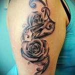 Rose Tattoo auf dem Arm in girls - Picture -Option aus dem Nummer 15122015 3