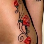 Rosentätowierung an der Seite - ein Foto des Optionsnummer 15122015 3