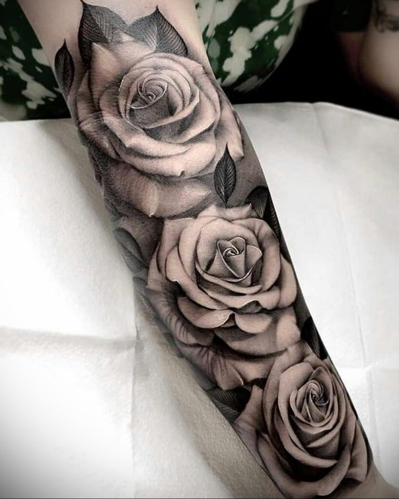 وشم روز على الساعد للنساء 01.12.2020 №006 -وشم روز نسائي-