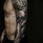 كم وشم أسود