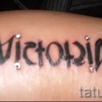 Tetoválás Victoria névvel 3