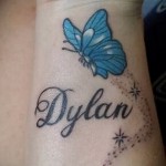 név tetoválás a csuklón - Fotó példa a kész tetoválásra a 06032016 -on 3