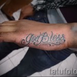 noms de tatouage sur la main - például a Photo du tatouage fini sur 06032016 3