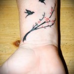 Sakura tetoválás a csuklón - fotó példa 12122015 -ből, 5. sz