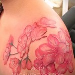 sakura tetoválás a vállán - fotó példa 12122015 № 6