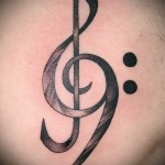 magas és mély basszuskulcs tetoválás 1 fotó