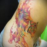 Фото татуировка, скриваща стрии (татуировка) (стойност) - примерна рисунка - 014